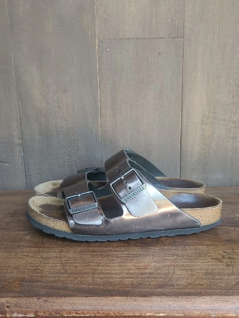 Birkenstock Arizona Sandals Women's sz 37/6.5US Metallic Sandals